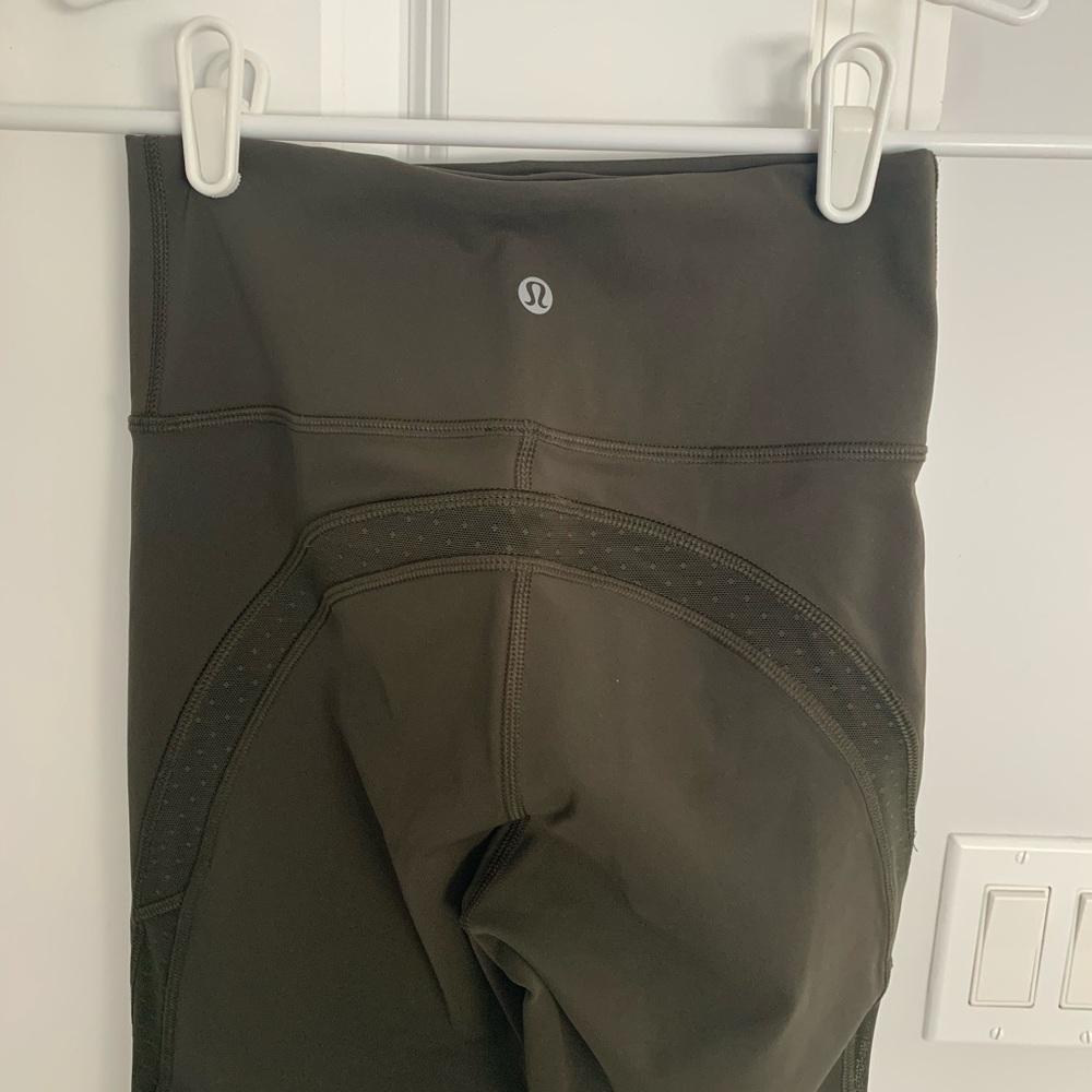 Lululemon crop leggings